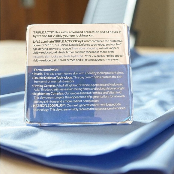 No7 Lift & Luminate Triple Action SPF15 Age Defying Day Cream 1.69oz - Picture 2 of 6